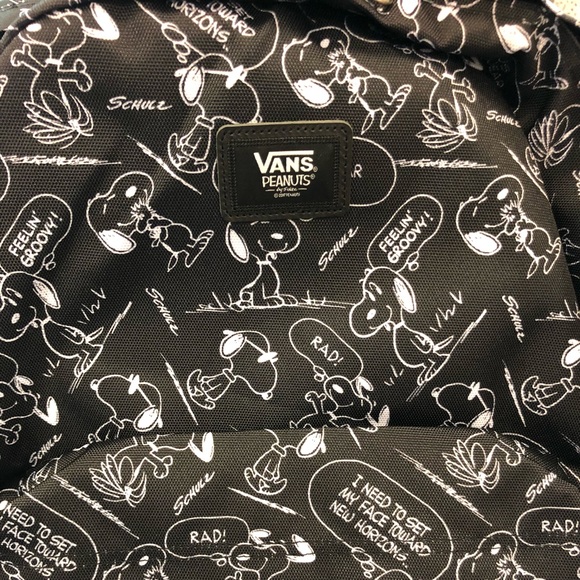 Snoopy Vans Peanuts Backpack - Picture 2 of 8